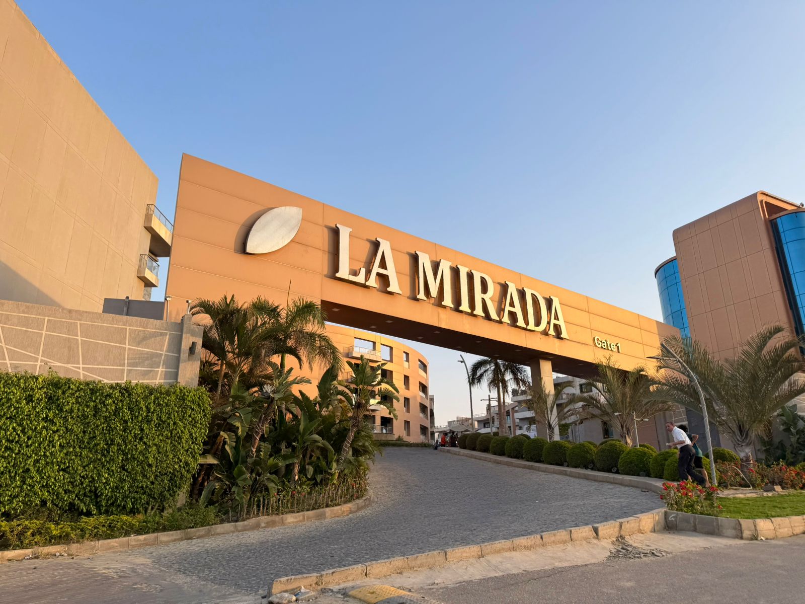 Semi-Finished 3-Bedroom Typical Duplex Cash Resale La Mirada Grand Plaza 5th Settlement New Cairo 470m² BUA